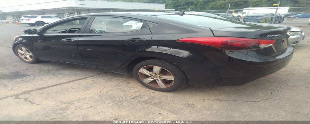 KMHDH4AE0BU104622 2011 HYUNDAI ELANTRA photo no. 3