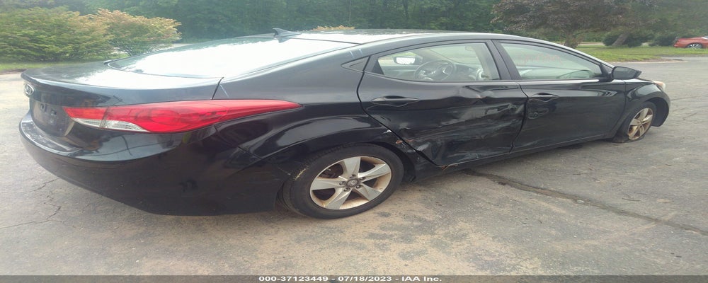 KMHDH4AE0BU104622 2011 HYUNDAI ELANTRA photo no. 4