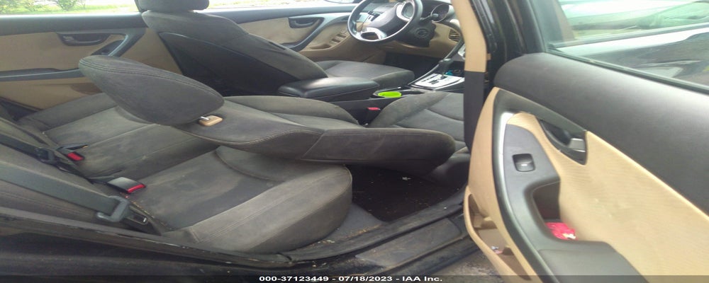 KMHDH4AE0BU104622 2011 HYUNDAI ELANTRA photo no. 8