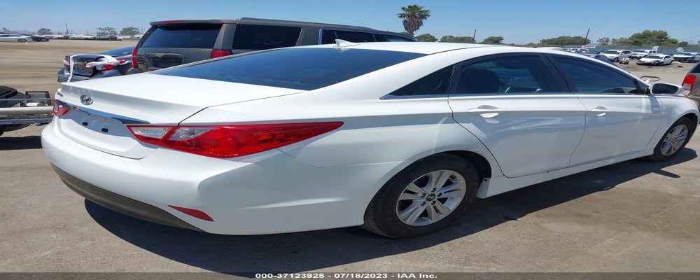 5NPEB4AC5EH887377 2014 HYUNDAI SONATA photo no. 4
