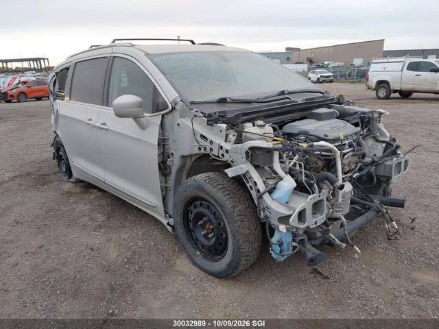 Продажа на аукционе авто 2019 Chrysler Pacifica Touring L, vin: 2C4RC1BG5KR698421, номер лота: 30032989