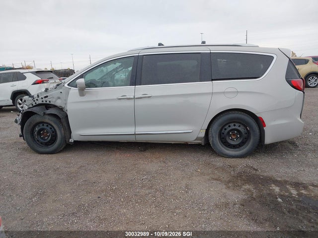 Продажа на аукционе авто 2019 Chrysler Pacifica Touring L, vin: 2C4RC1BG5KR698421, номер лота: 30032989