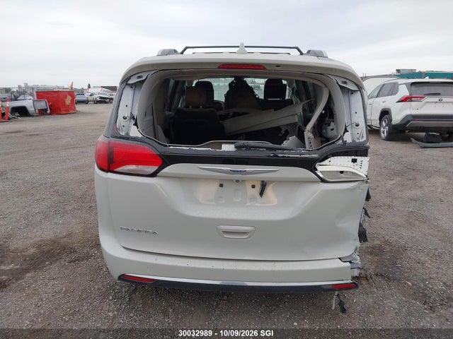 Продажа на аукционе авто 2019 Chrysler Pacifica Touring L, vin: 2C4RC1BG5KR698421, номер лота: 30032989