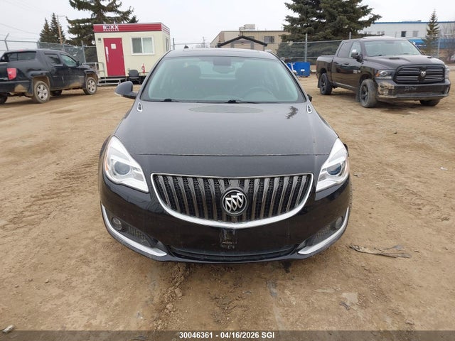 2G4GP5EX4H9174583 Buick Regal Premium