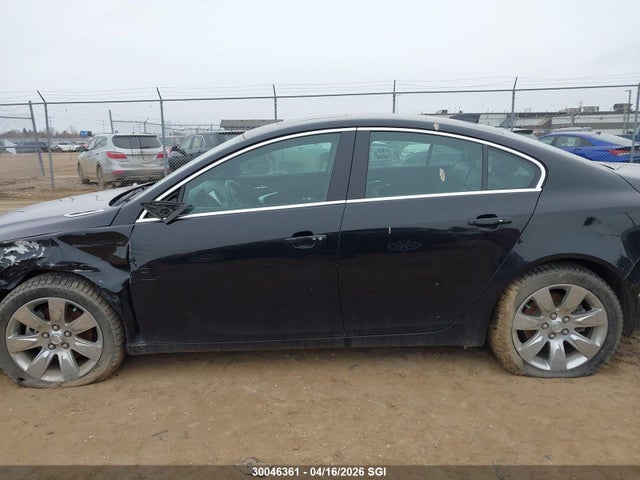 2G4GP5EX4H9174583 Buick Regal Premium
