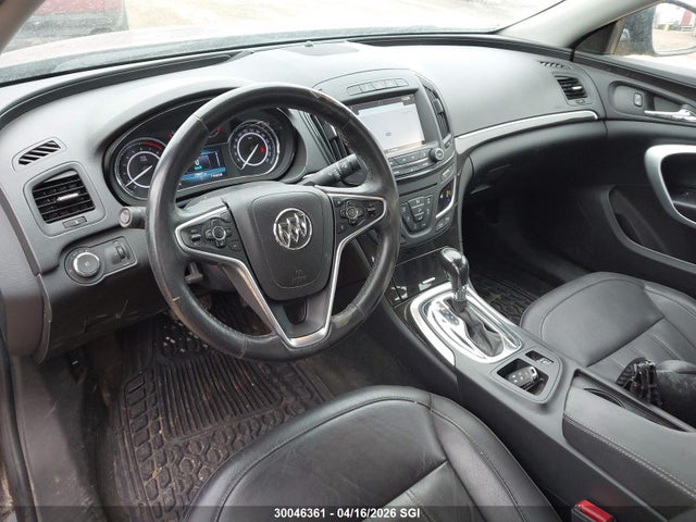 2G4GP5EX4H9174583 Buick Regal Premium