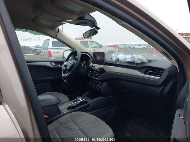 30058651 :رقم المزاد ، 1FMCU9G67LUA88036 vin ، 2020 Ford Escape Se مزاد بيع