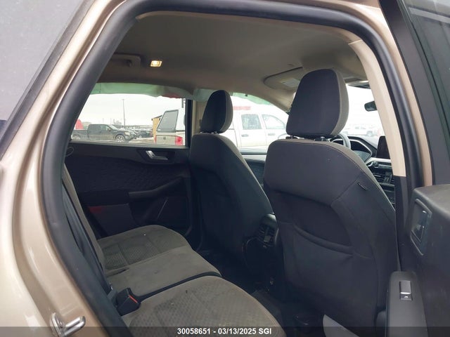 30058651 :رقم المزاد ، 1FMCU9G67LUA88036 vin ، 2020 Ford Escape Se مزاد بيع