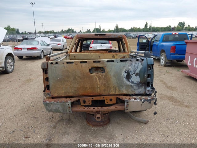 30060415 :رقم المزاد ، 3GTP2VE76DG325118 vin ، 2013 Gmc Sierra K1500 Sle مزاد بيع
