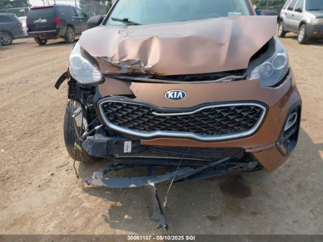 KNDPNCAC8L7807324 KIA Sportage Ex