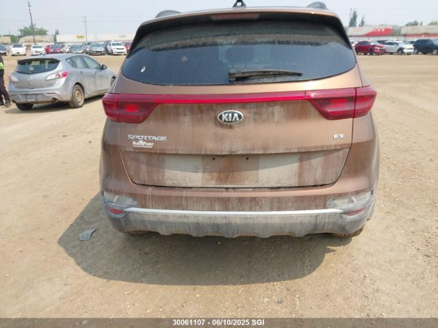 KNDPNCAC8L7807324 KIA Sportage Ex