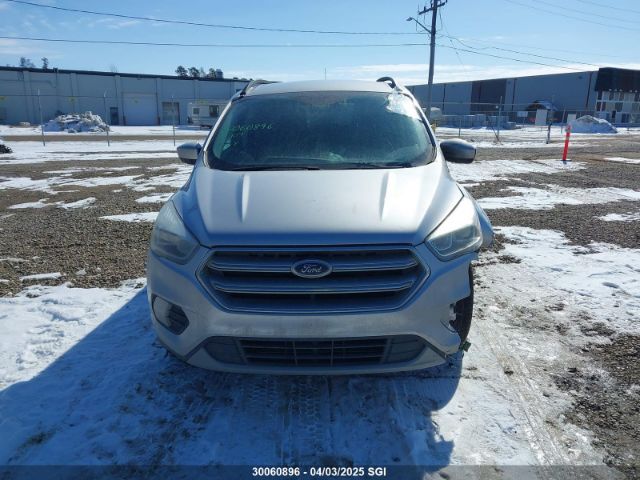 1FMCU9GD0HUA06220 Ford ESCAPE SE