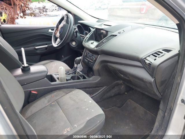 1FMCU9GD0HUA06220 Ford ESCAPE SE