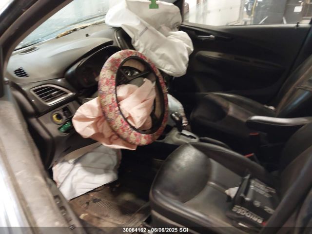 KL8CF6SA3NC005910 Chevrolet Spark 2lt