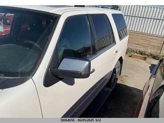 5LMJJ2LT7GEL01955 Lincoln Navigator Reserve