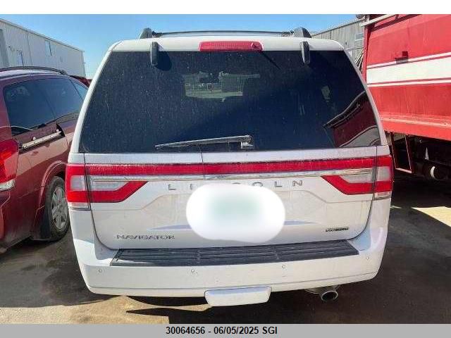 5LMJJ2LT7GEL01955 Lincoln Navigator Reserve