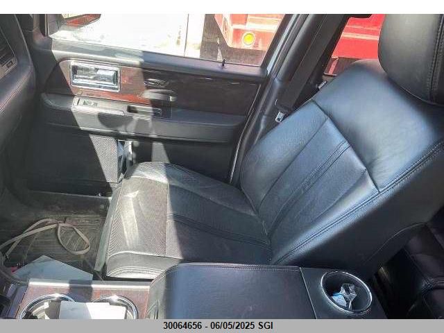 5LMJJ2LT7GEL01955 Lincoln Navigator Reserve