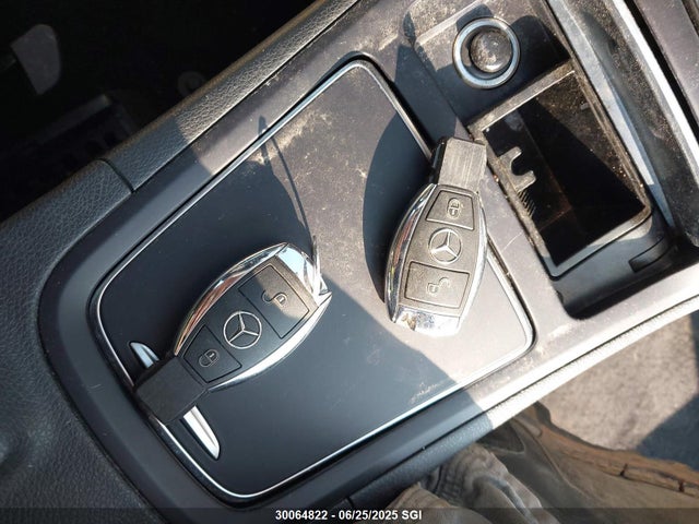 WDDMH4GB2FJ343961 Mercedes-Benz 2015