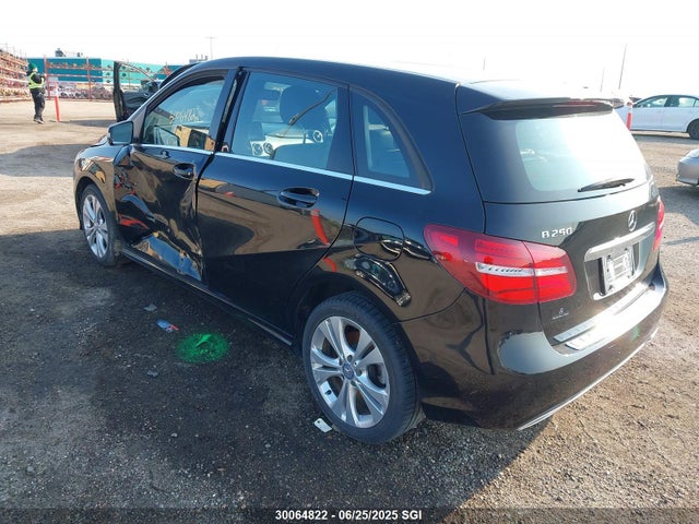 WDDMH4GB2FJ343961 Mercedes-Benz 2015