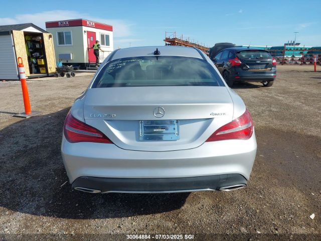 WDDSJ4GB5JN558098 Mercedes-Benz 2018