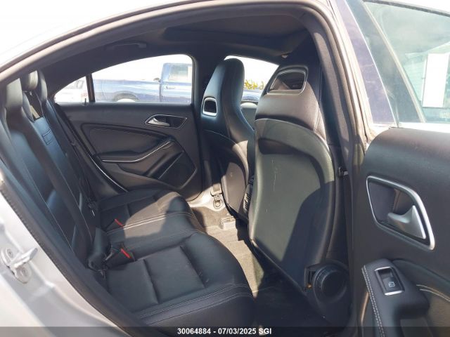 WDDSJ4GB5JN558098 Mercedes-Benz 2018