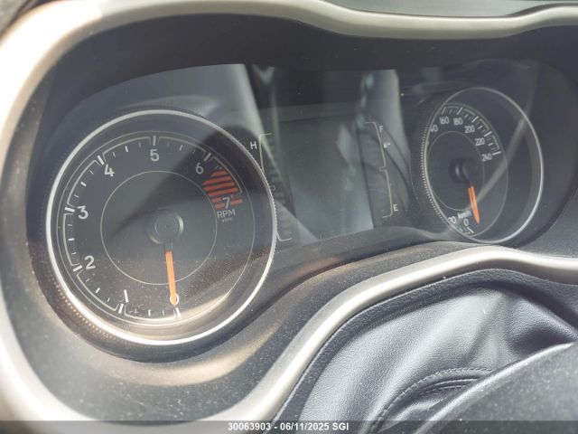 1C4PJMAB2GW306062 Jeep Cherokee Sport