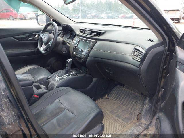 5N1AT2MV0LC755662 Nissan 2020