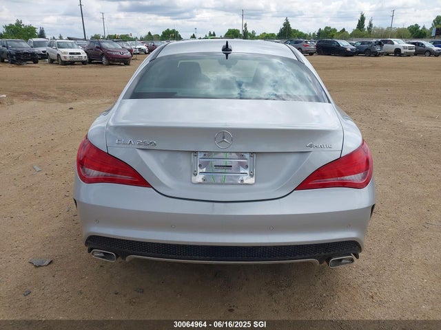 WDDSJ4GBXFN272416 Mercedes-Benz CLA 250 4MATIC