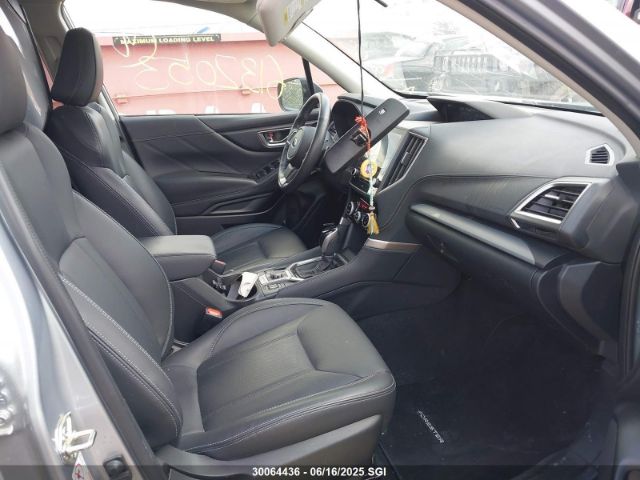 JF2SKEUC1KH490667 Subaru Forester Limited