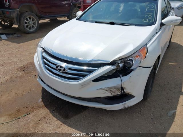 5NPEC4AC1EH821759 Hyundai gamma
