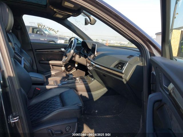 WA1C4AFY3J2113445 Audi SQ5