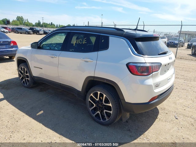 3C4NJDCB9JT107401 Jeep 2018