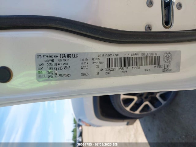 3C4NJDCB9JT107401 Jeep 2018