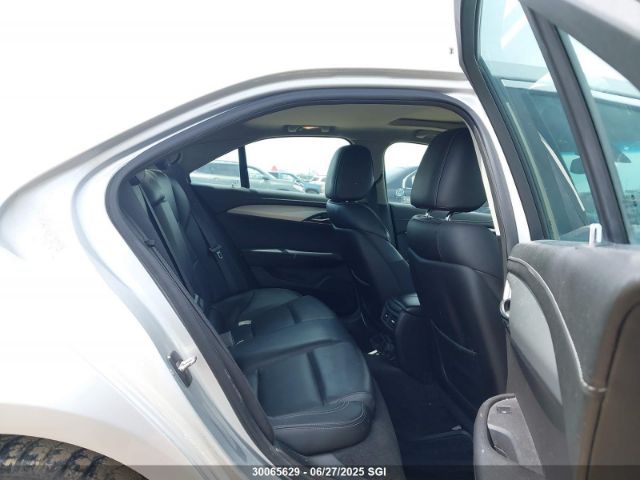 1G6AH5RX0F0123089 Cadillac ltg