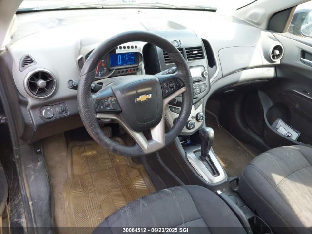 1G1JC6EH9E4139520 Chevrolet luw