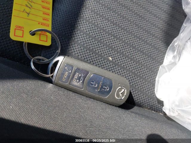 3MZBM1U72FM216106 Mazda pe