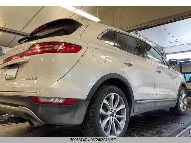 5LMCJ2A99FUJ33949 Lincoln MKC