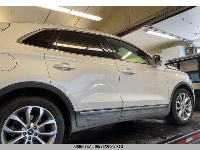 5LMCJ2A99FUJ33949 Lincoln MKC