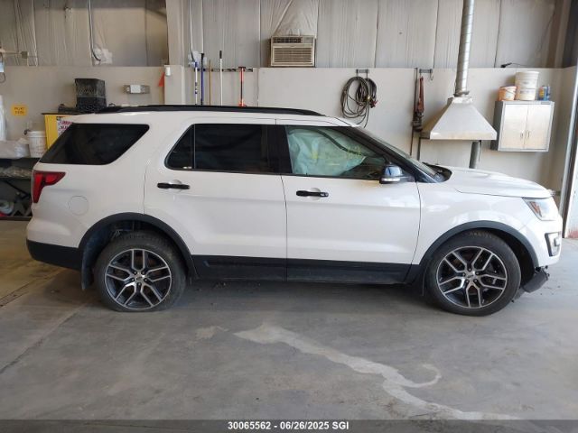 1FM5K8GT8GGD07475 Ford Explorer