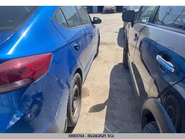 KMHD84LF7HU085906 Hyundai Elantra