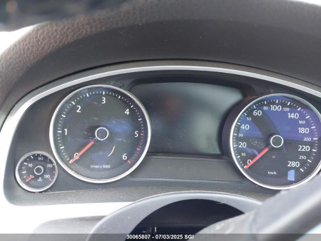 WVGEP9BP4FD005618 Volkswagen 2015