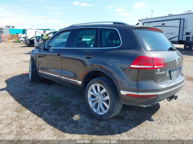 WVGEP9BP4FD005618 Volkswagen 2015