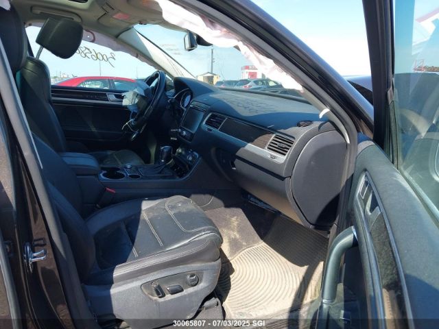 WVGEP9BP4FD005618 Volkswagen 2015