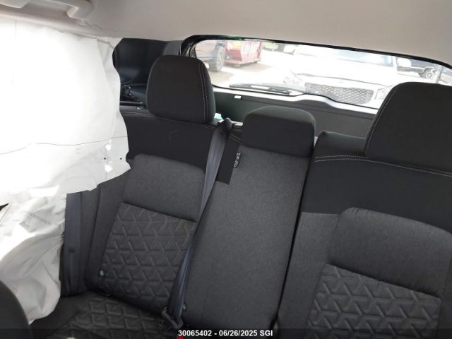 3N8AP6CA7SL300619 Nissan kicks mpv