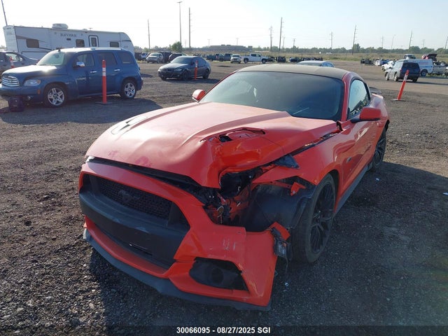 Ford Mustang 2015 1FA6P8CF8F5300200 Image 2