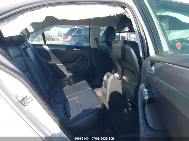 Volkswagen Jetta 2014 3VWL07AJ2EM390498 Image 8