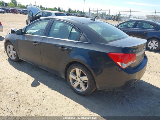 1G1P75SZ8E7240472 Chevrolet luz