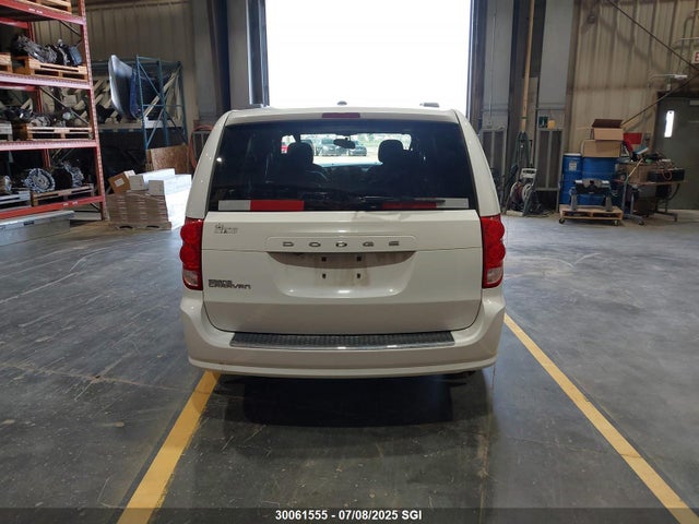 2C4RDGBGXGR271582 Dodge Grand Caravan
