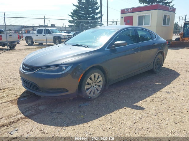 1C3CCCFB6FN645475 Chrysler 2015