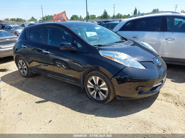 1N4BZ0CP4GC311467 Nissan 2016